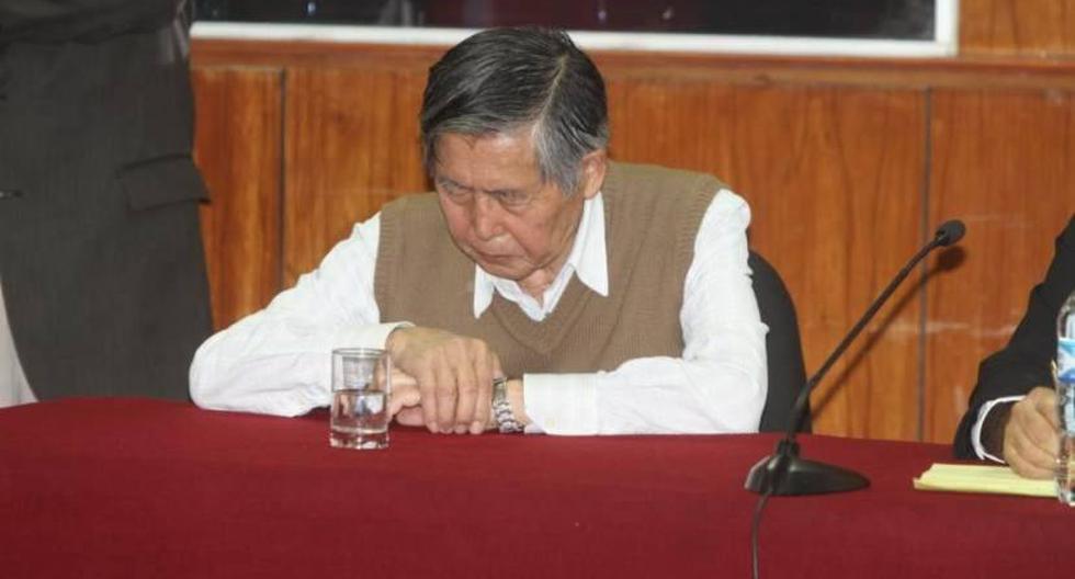 Fujimori perdi&oacute; los papeles durante la audiencia. (Foto: Corte Suprema)