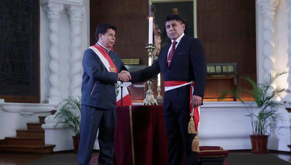 Juan Lira juró como nuevo ministro de Trabajo. (Foto: Facebook/Presidencia del Perú).