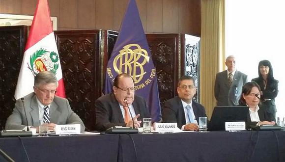 BCR redujo a 4,8% su previsión de crecimiento de Perú para 2015
