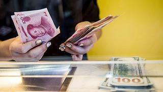 China devalúa el yuan a nivel mínimo de cinco años