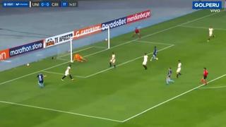 Universitario vs. Sporting Cristal: la gran atajada de José Carvallo para evitar el 1-0 celeste tras disparo de Herrera | VIDEO