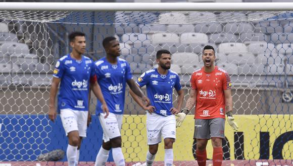 Cruzeiro perdió la categoría en Brasil al perder en la última fecha del torneo. (Foto: DOUGLAS MAGNO / AFP)