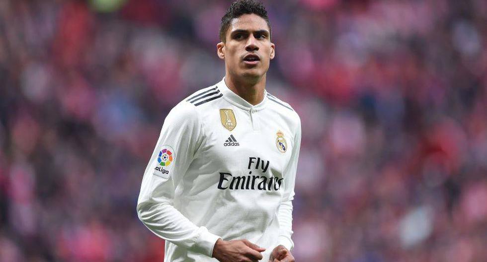 Varane es duda para el clásico Real Madrid vs Barcelona el sábado. (Foto: Getty Images)