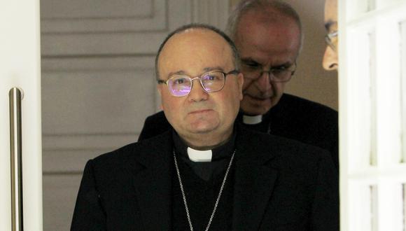El arzobispo de Malta, Charles Scicluna, comenzó hoy en Chile las reuniones con testigos del supuesto encubrimiento de abusos sexuales cometido por el obispo Juan Barros. (Foto: EFE/Esteban Garay)