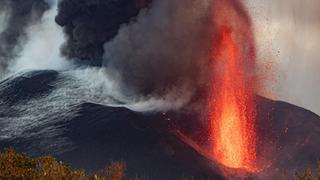 Volcán de La Palma sigue haciendo temblar la tierra con 70 terremotos en un día | FOTOS 