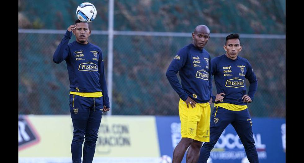 Jugadores de Ecuador se preparan para encuentro con Argentina. (Foto: EFE)