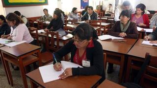 Promueven concurso para docentes que empleen las TIC