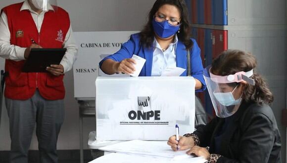 La ONPE designó a 518.928 miembros de mesa. Asimismo, informó que un total de 25.287.954 ciudadanos peruanos están habilitados para votar (Foto: Andina)