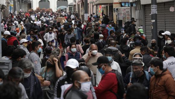 El CDC emitió una alerta epidemiológica debido al incremento de casos de COVID-19 a nivel nacional. (Foto: Anthony Niño de Guzmán / El Comercio / Referencial)