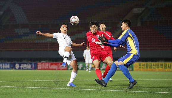 Ambas Coreas disputaron un histórico encuentro por las clasificatorias rumbo a Qatar 2022 | Foto: Agencias