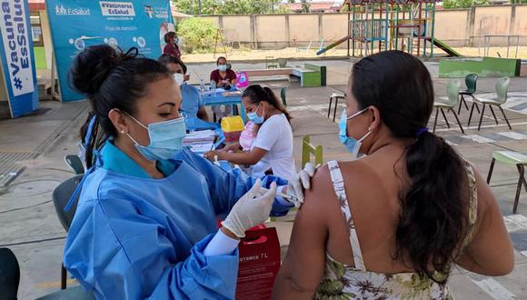 Advierten que solo un 1% de ciudadanos de la región Loreto han recibido la vacuna bivalente contra el COVID-19. (Foto: Minsa)