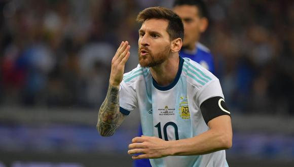 Lionel Messi recibe invitación para dejar sus huellas en la Calzada de la fama del Maracaná. (Foto: AFP)