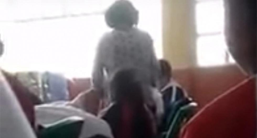 YouTube. Una maestra en México golpeó e invitó a pelear a un alumno de primaria. (Foto: YouTube)