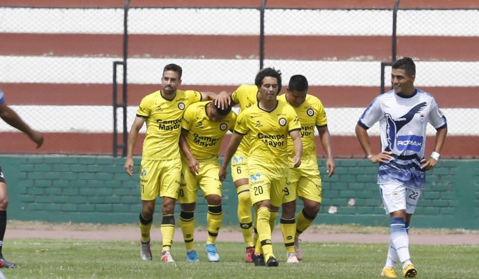 Coopsol vs. Chavelines por la última fecha del cuadrangular de ascenso. (Fotos: Violeta Ayasta / GEC)