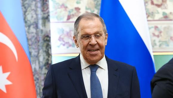 El ministro de Relaciones Exteriores de Rusia, Sergei Lavrov, asiste a una reunión trilateral con sus homólogos de Armenia y Azerbaiyán en Moscú el 19 de mayo de 2023. (Foto de Handout / MINISTERIO DE RELACIONES EXTERIORES DE RUSIA / AFP)