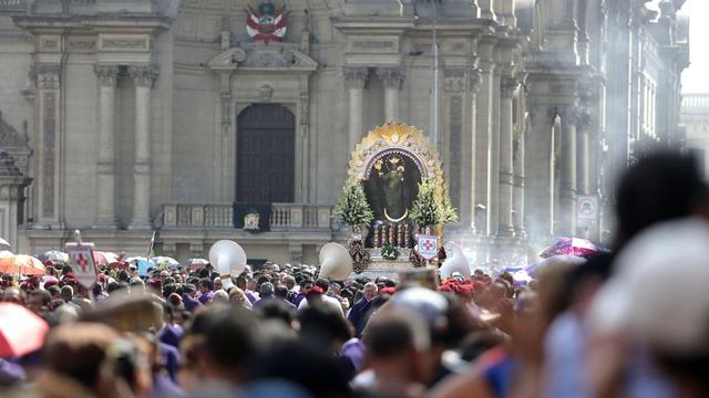 Semana Santa: la procesión del Señor de los Milagros [FOTOS] - 1