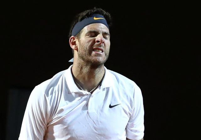Del Potro vs. Djokovic: mira las mejores imágenes del partido por cuartos de final del Masters 1000 de Roma. (Foto: Reuters)