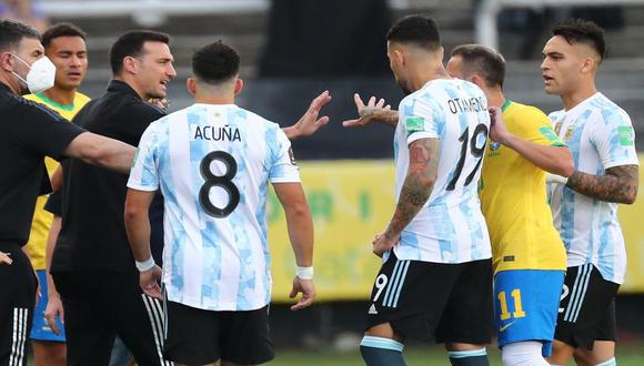 El Brasil vs. Argentina por la fecha 6 de las Eliminatorias Qatar 2022 fue interrumpido cuando se disputaban cinco minutos. La FIFA lamentó el vergonzoso episodio vivido en Sao Paulo. (Foto: EFE)