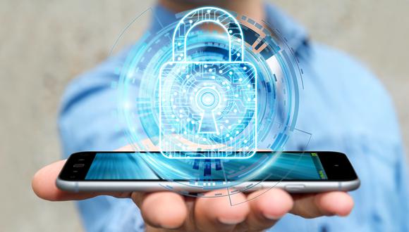 Proteger tu información personal en el mundo online es primordial en tiempos como el actual. Descubre los mejores tips tecnológicos en este episodio de ECByte. (Foto: Shutterstock)