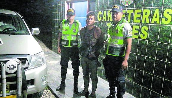 Carlos Gonzales aprovechó un descuido del vigilante de la vivienda para llevarse la camioneta.