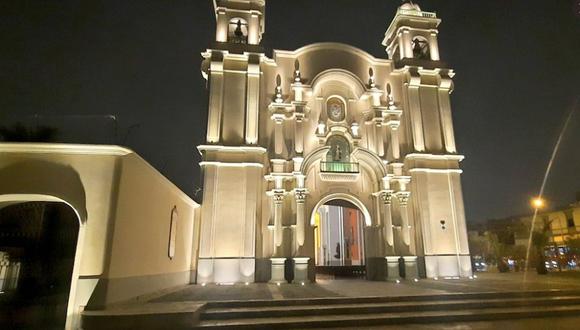 La iglesia de Santa Rosa de Lima ya cuenta con nueva iluminación ornamental nocturna | Foto: Municipalidad de Lima