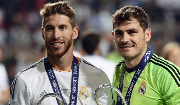Sergio Ramos e Iker Casillas, dos capitanes muy celebrados en Madrid.