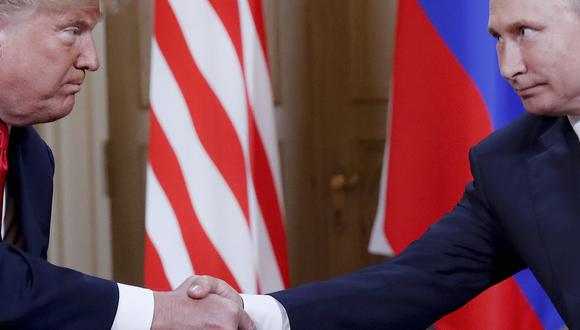 Donald Trump ocultó detalles de sus encuentros cara a cara con Vladimir Putin, según el "Washington Post". (AP).