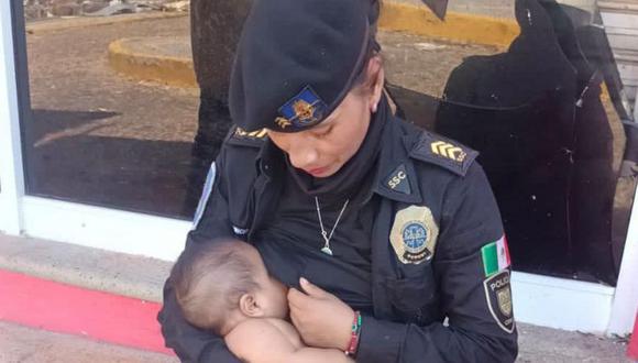 Arizbeth Ambrosio amamantó a un bebé de cuatro meses que lloraba en medio de la devastación. (SSC).