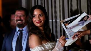 "Depredador": Olivia Munn reveló pasado delictivo de compañero de elenco