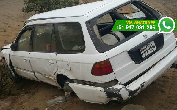 Chilca: auto sufrió accidente por imprudente giro de trailer - 3
