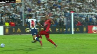 Paranense se queda con uno menos: Thiago Heleno es expulsado tras dura falta contra Andrade | VIDEO