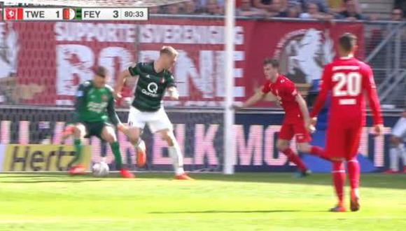 Nicolai Jørgensen, delantero de Dinamarca y compañero de Renato Tapia en Feyenoord, humilló al portero del Twente con esta soberbia definición. Perú lo tendrá enfrente en el inicio de Rusia 2018. (Foto: captura de pantalla)