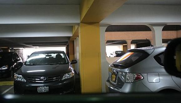 Los Portales cambia su sistema de tarifas en estacionamientos