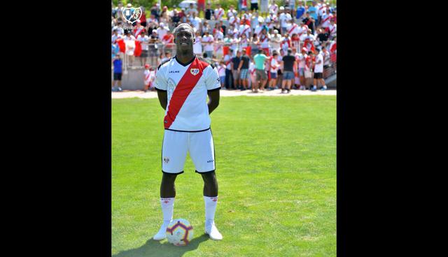 Luis Advíncula. (Foto: Rayo Vallecano)