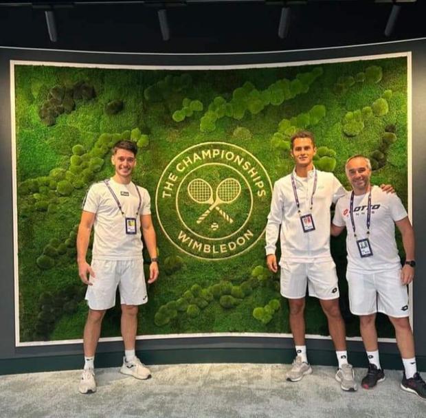 El equipo de trabajo de Juan Pablo en Wimbledon.