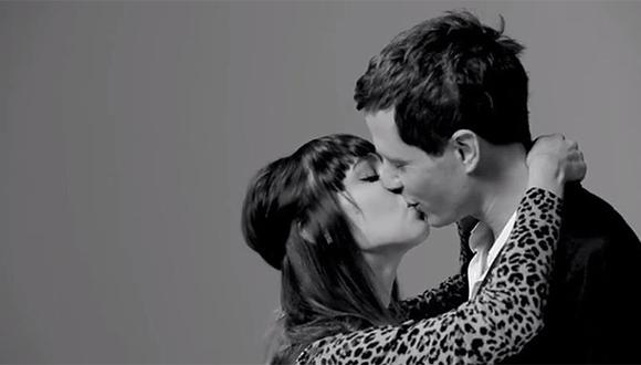 La magia del primer beso es retratada en este video