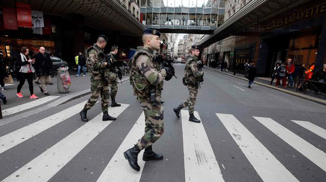 Francia mantiene su alerta antiterrorista en su grado más alto - 1