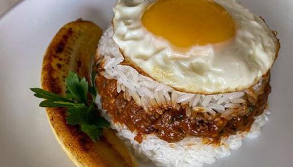 Un arroz tapado elaborado al estilo peruano: con un contundente relleno y mucho amor. (Foto: La Gastronauta)