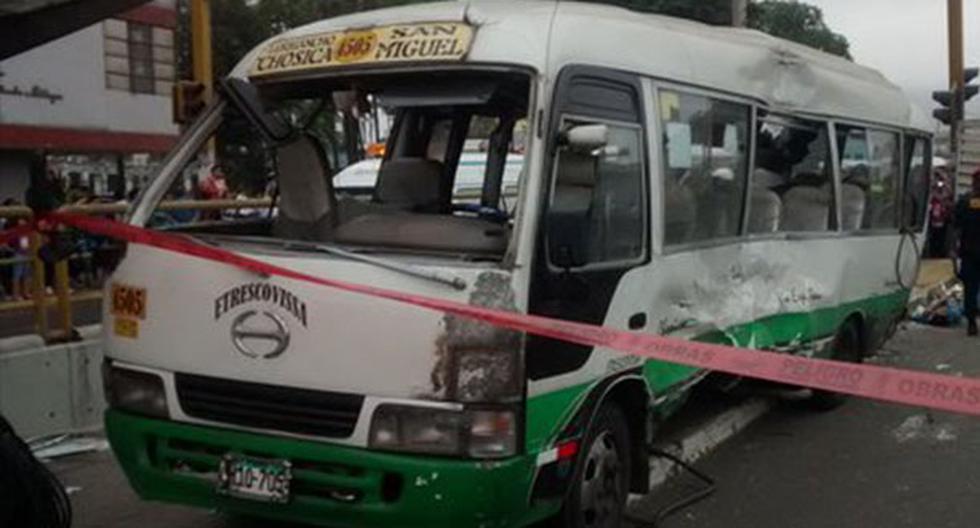 Un muerto y 16 heridos deja choque de coaster y camión en Cercado de Lima. (Foto: Twitter|@Katherin3Soto)