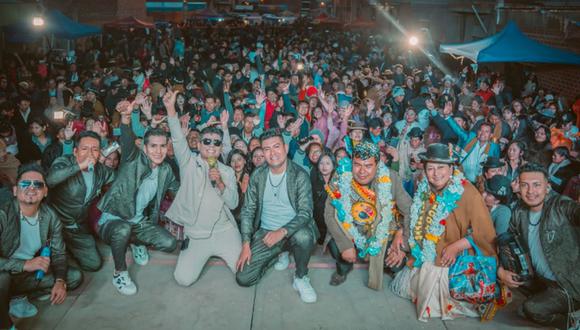 Agrupación peruana Carlos y sus poderosos genios ofreció un concierto para el recuerdo en el mítico Luna Park de Argentina | Foto: Difusión