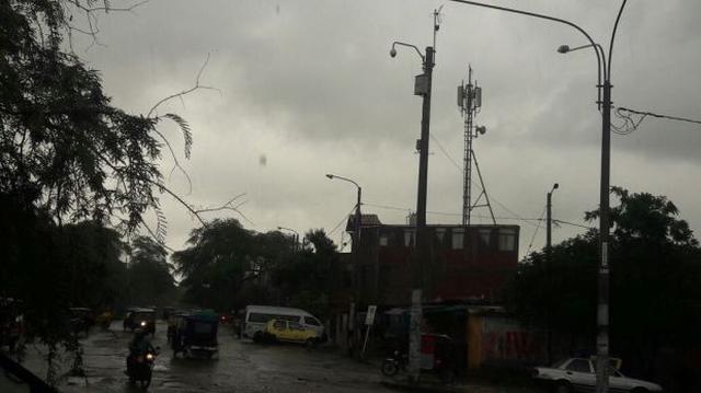 Fuerte lluvia cae esta tarde sobre Piura - 2