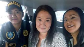 Mininter se pronuncia por ‘selfie’ de Keiko Fujimori y agentes PNP