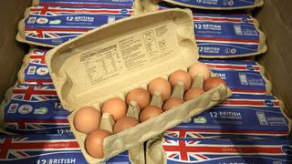 El racionamiento temporal de huevos en Reino Unido (y qué nos dice de la crisis económica global)