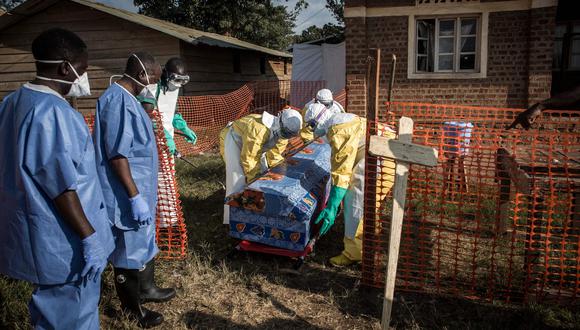 Entre 2014 y 2016 se registraron al menos 7 mil muertos por Ébola en África Occidental. El ébola es considerada una de las enfermedades más letales debido a que la tasa de mortalidad varia entre el 25% y el 90%. Foto: AFP