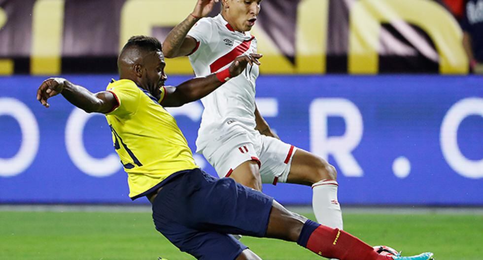 Raúl Ruidíaz pudo ser el héroe de la Selección Peruana al darle la clasificación a los cuartos de final de la Copa América Centenario ante Ecuador. (Foto: AFP)