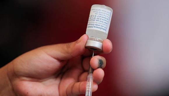 A esta altura se esperaba contar con millones de dosis de la vacuna de Oxford-AstraZeneca producidas en América Latina, pero todavía no están disponibles. (Foto: Reuters)