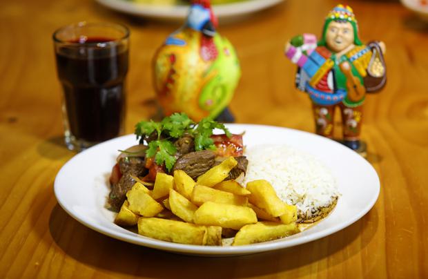 Lomo saltado can be enjoyed in its traditional version or served with thin loin.