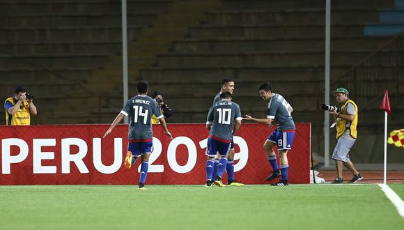 Perú vs. Paraguay: Fernando Presentado y la buena definición para el 1-0 | Foto: Jesús Saucedo/GEC