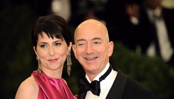 Jeff Bezos, y MacKenzie Bezos finalizaron su divorcio el jueves, por el orden de los 38.000 millones de dólares. (Fotos: EFE)