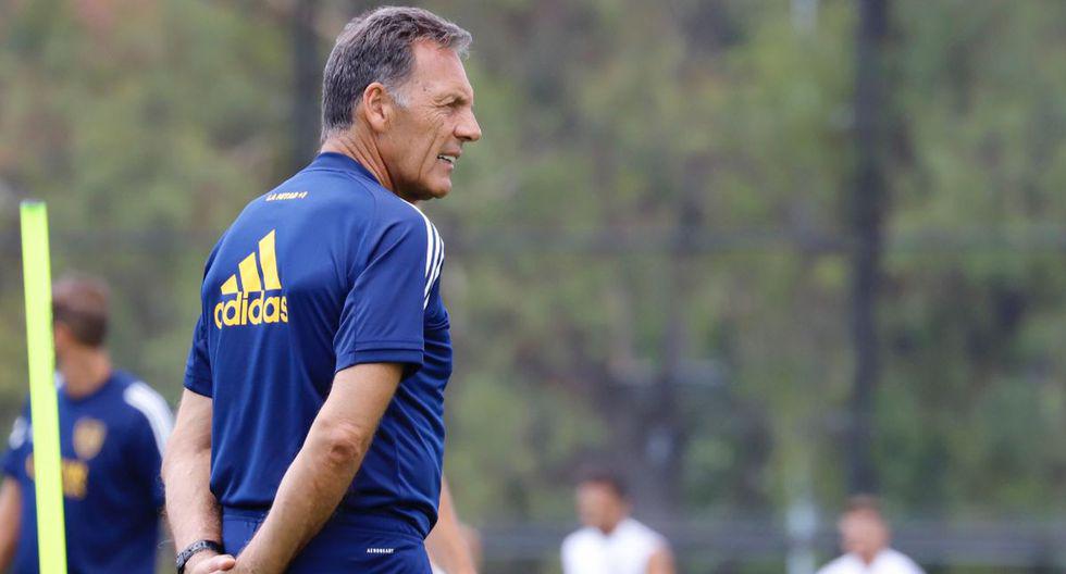 Russo agarró el buzo de Boca en un pésimo momento futbolístico. (Foto: AP)